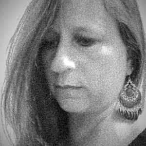 Meet your Posher, Deedee